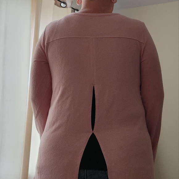 ZYIA - Picture 4 of 4